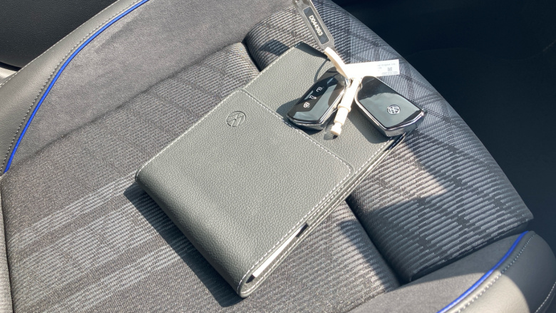 Volkswagen Passat 1.5 TSI eHybrid R-Line 5dr DSG Estate